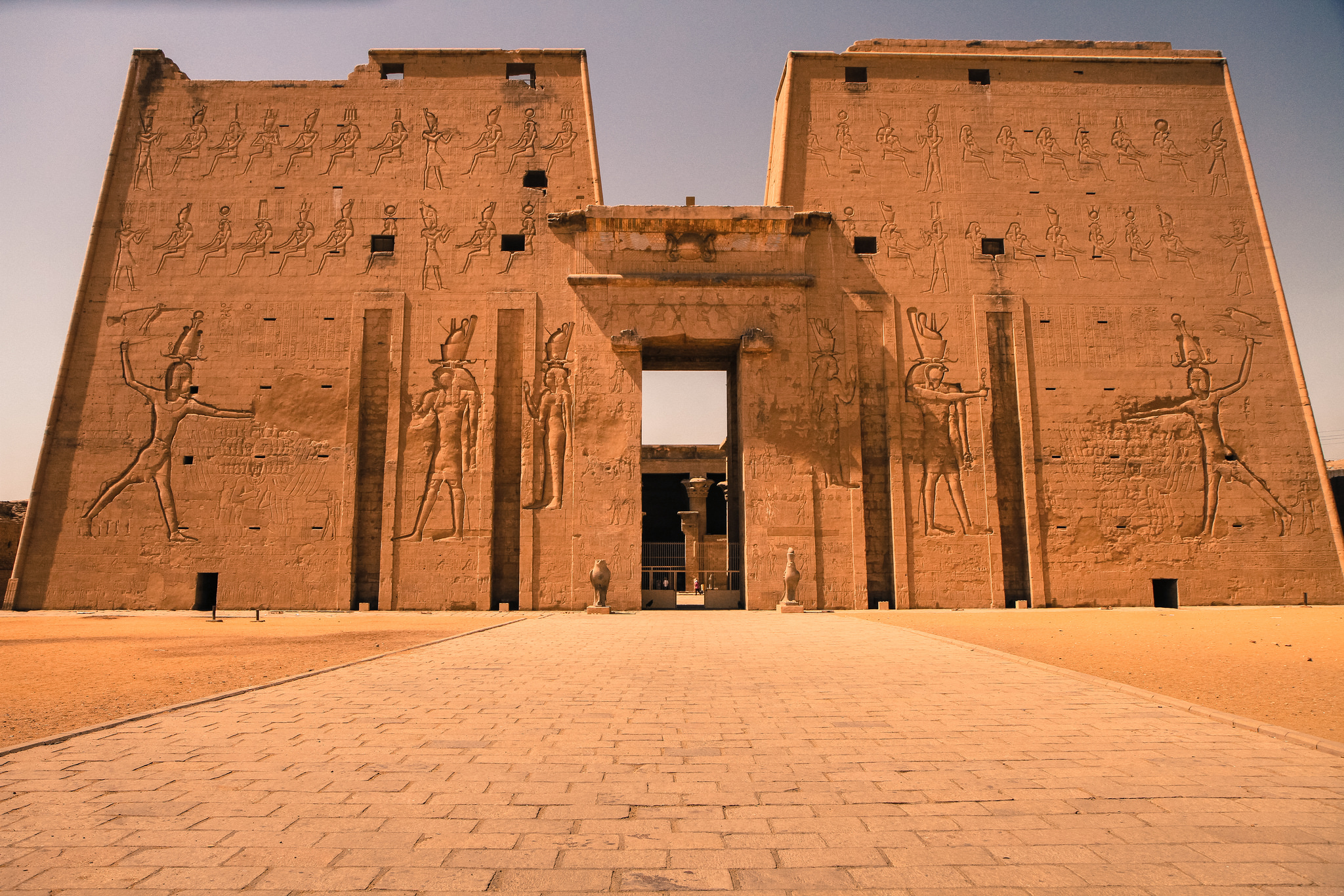 Edfu, Kuil Mesir Kuno yang Wajib Dikunjungi