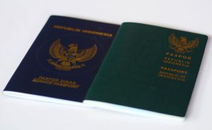 Paspor Asli dan Fotokopi Paspor