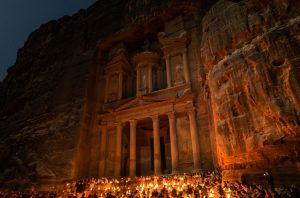 Ikon Petra yang populer sebagai The Treasury