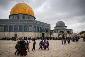 Tour Aqsa di Surabaya