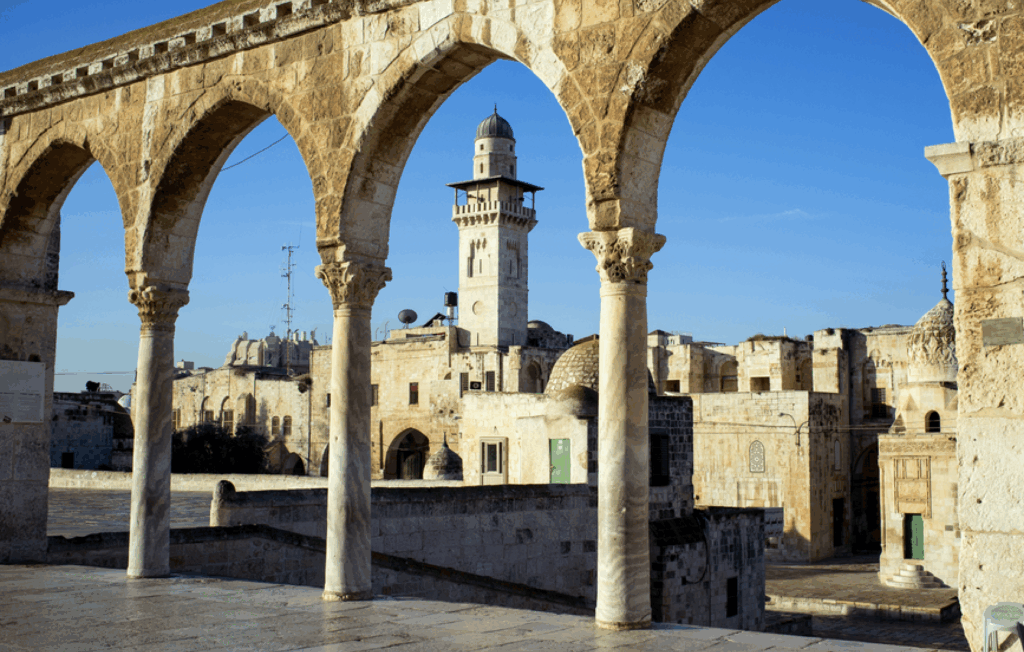 Tour Aqsa Lewat Amman atau Cairo? Ini Plus Minusnya