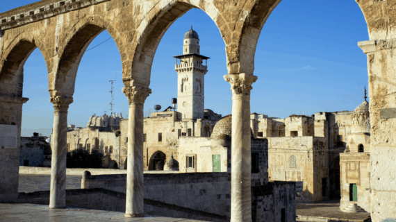 Tour Aqsa Lewat Amman atau Cairo? Ini Plus Minusnya