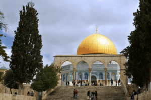 Maskapai Terbaik untuk Tour Aqsa Jordan Mesir