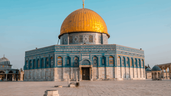 Apakah Tour Aqsa Jordan Mesir Perlu Vaksin Meningitis?