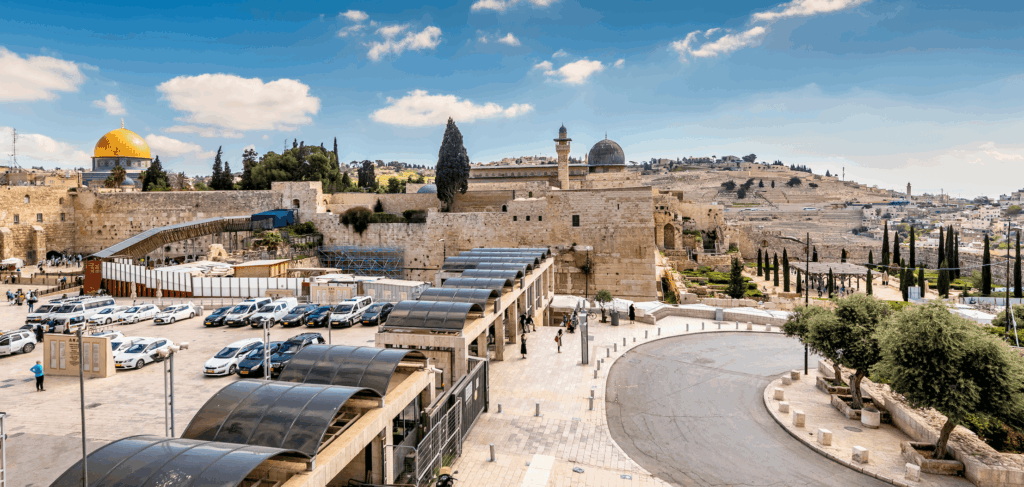 Travel yang Punya Cabang Daerah untuk Tour Aqsa