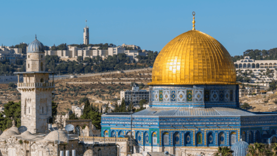 Cara Menukar Mata Uang dan Transaksi Aman Selama Tour Aqsa