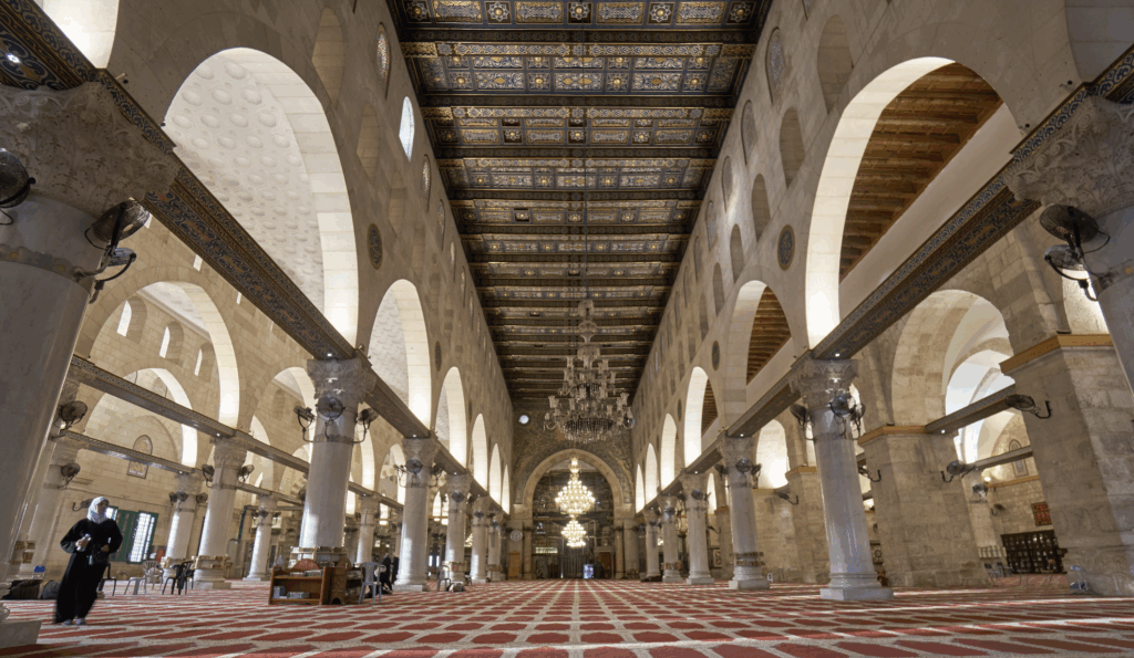 Tour Aqsa dengan Pendampingan Ustadzah
