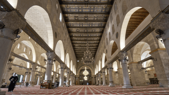 Tour Aqsa dengan Pendampingan Ustadzah