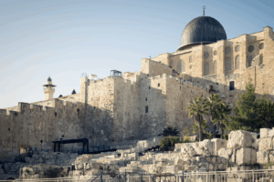 Tour Aqsa Jordan Mesir 2026 untuk Muslim Milenial: Spiritual, Seru, dan Bermakna!