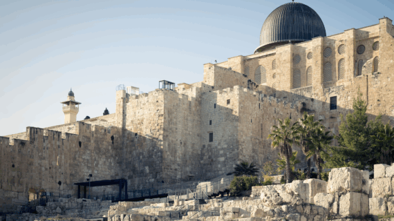 Tour Aqsa Jordan Mesir 2026 untuk Muslim Milenial: Spiritual, Seru, dan Bermakna!