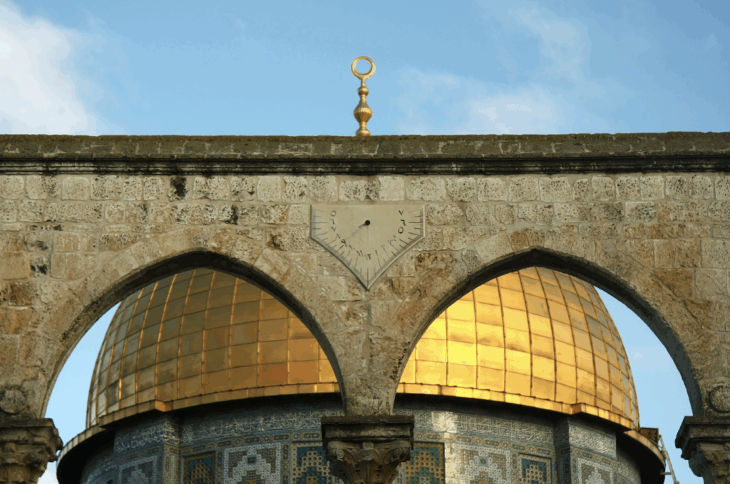 Tour Aqsa Cocok untuk Lansia atau Anak-anak Nggak?