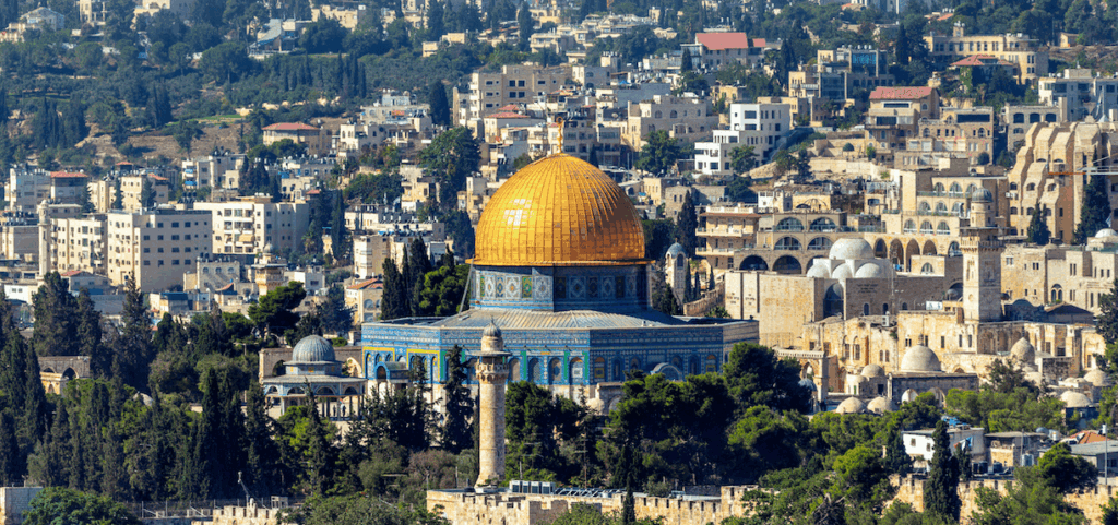 Apakah Anda Perlu Vaksinasi Sebelum Mengikuti Tour Aqsa?