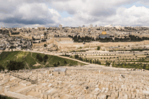 Apakah Tour Aqsa Bisa Sekalian Umroh ?