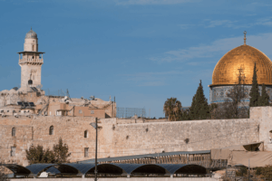 Tour Aqsa Khusus Akhwat: Apa Saja Keuntungannya?