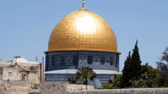 Mengapa Tour Aqsa Lebih Dari Sekadar Liburan?