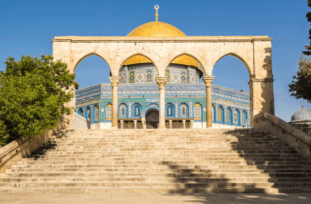 Cara Menyiapkan Diri untuk Perjalanan Tour Aqsa