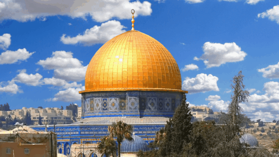 Tour Aqsa untuk Santri sebagai Kado Hafidz Qur’an