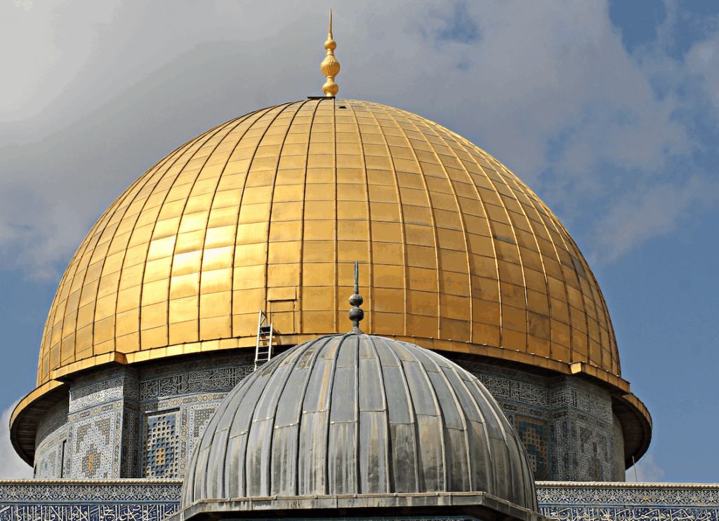 Tour Aqsa dari Surabaya: Jadwal dan Informasi Terbaru