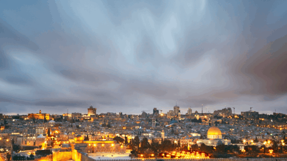 Perlu Vaksin Meningitis Nggak Kalau Ikut Tour Aqsa?