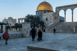 Tips Ikut Tour Aqsa dengan Budget Terbatas