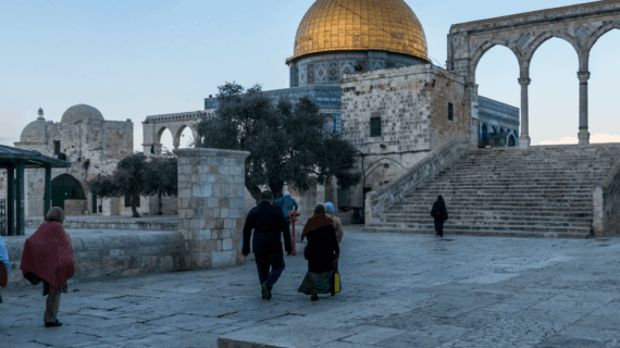 Tips Ikut Tour Aqsa dengan Budget Terbatas