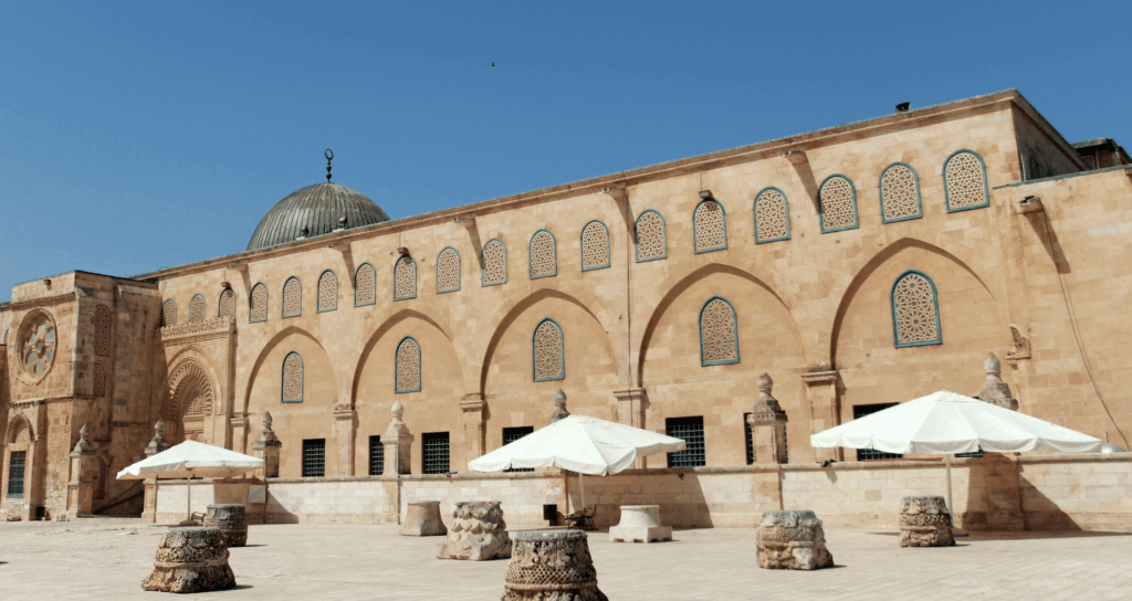 Tour Aqsa untuk Penikmat Sejarah: Rangkaian Peninggalan Nabi di Tanah Suci