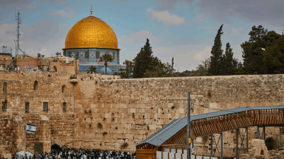Tips Memilih Paket Tour Aqsa yang Terbaik