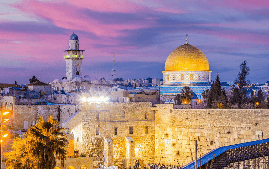 Tour Mesir Aqso Jordan Bogor: Paket Lengkap untuk Keluarga Muslim