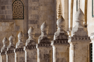 Kelebihan dan Kekurangan Tour Aqso dari Berbagai Kota di Indonesia