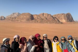 Tour Aqsa Jordan Mesir: Eksplorasi Keajaiban Laut Mati dan Kemegahan Petra